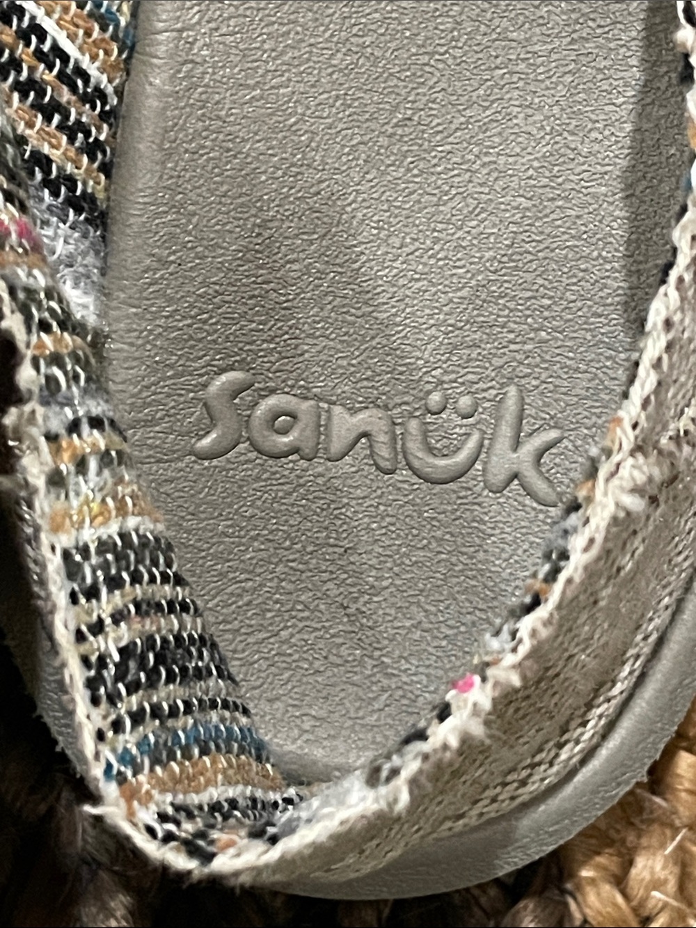 SANUK Slip-Ons Tan/Gray Canvas Loafers Sz 7 - Picture 4 of 10